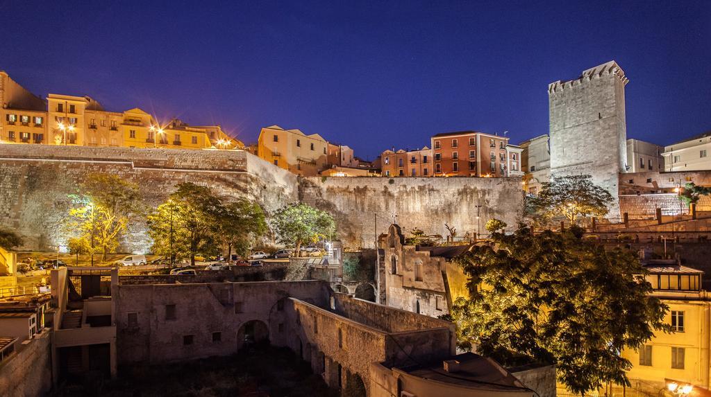 Hotel La Terrazza Cagliari Bagian luar foto